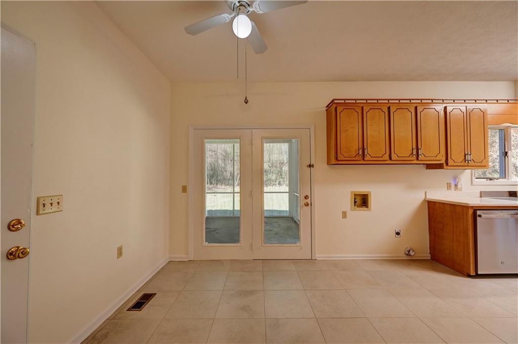 636 Tucker Hollow Road Southeast Calhoun, GA 30701 - Photo 15 of 54