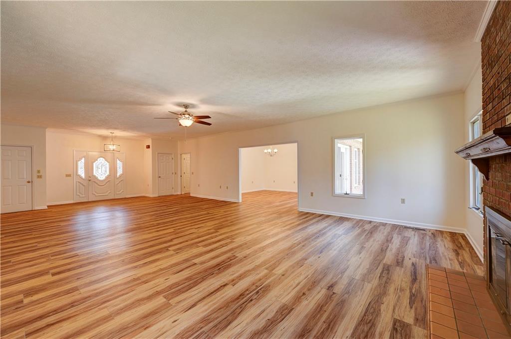 636 Tucker Hollow Road Southeast Calhoun, GA 30701 - Photo 5 of 54