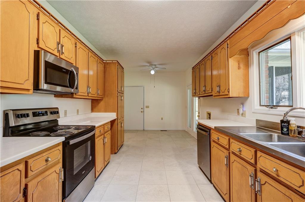 636 Tucker Hollow Road Southeast Calhoun, GA 30701 - Photo 10 of 54