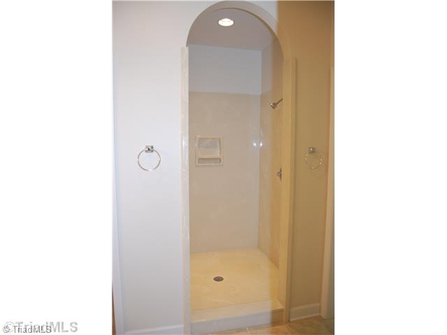2725 Rowe Road Lexington, NC 27295 - Photo 8 of 16 Master Bath/Spa. Did you catch the archway over the shower entry?