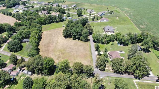 6525 Clinton Road Paducah, KY 42001 - Photo 3 of 7 3