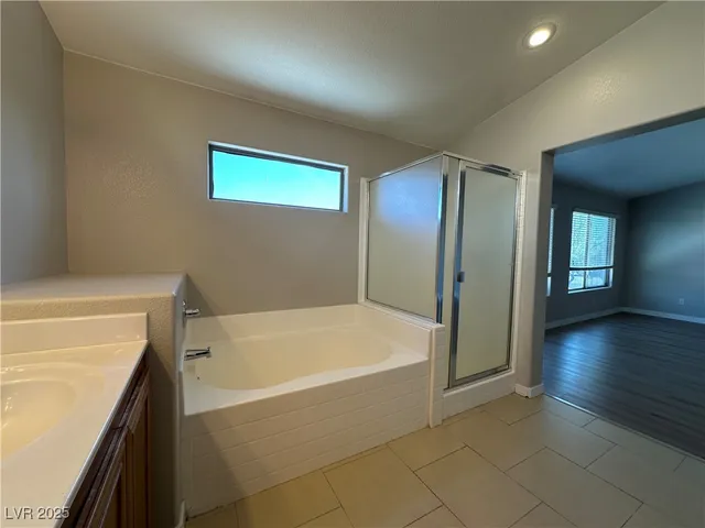 $2,599 | 6084 Villa Trieste Court, Las Vegas, NV 89113