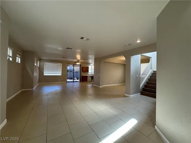 $2,599 | 6084 Villa Trieste Court, Las Vegas, NV 89113