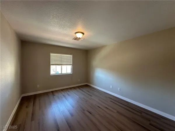 $2,599 | 6084 Villa Trieste Court, Las Vegas, NV 89113