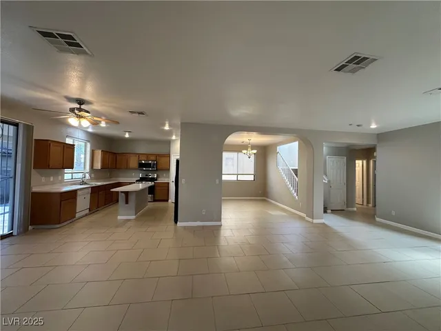 $2,599 | 6084 Villa Trieste Court, Las Vegas, NV 89113