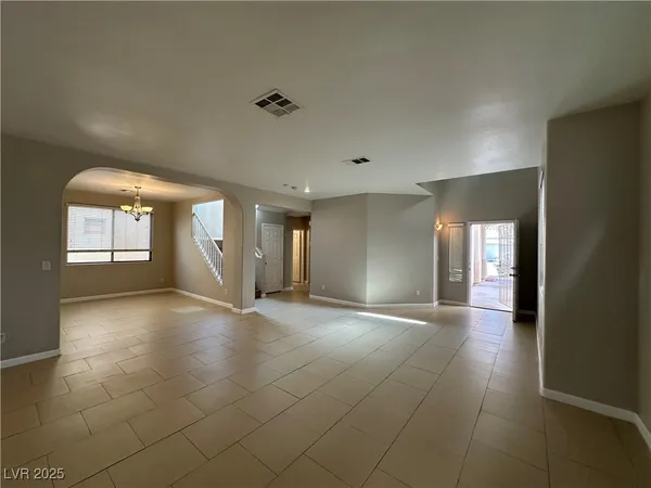 $2,599 | 6084 Villa Trieste Court, Las Vegas, NV 89113