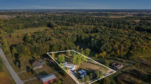 $299,900 | 13191 Harder Road, Three Rivers, MI 49093