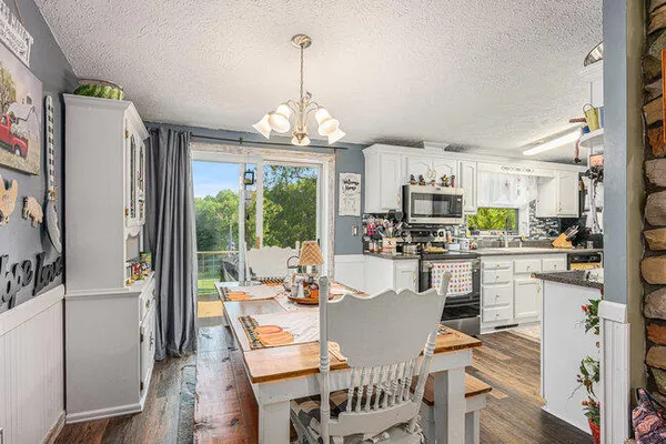 $285,000 | 13191 Harder Road, Three Rivers, MI 49093