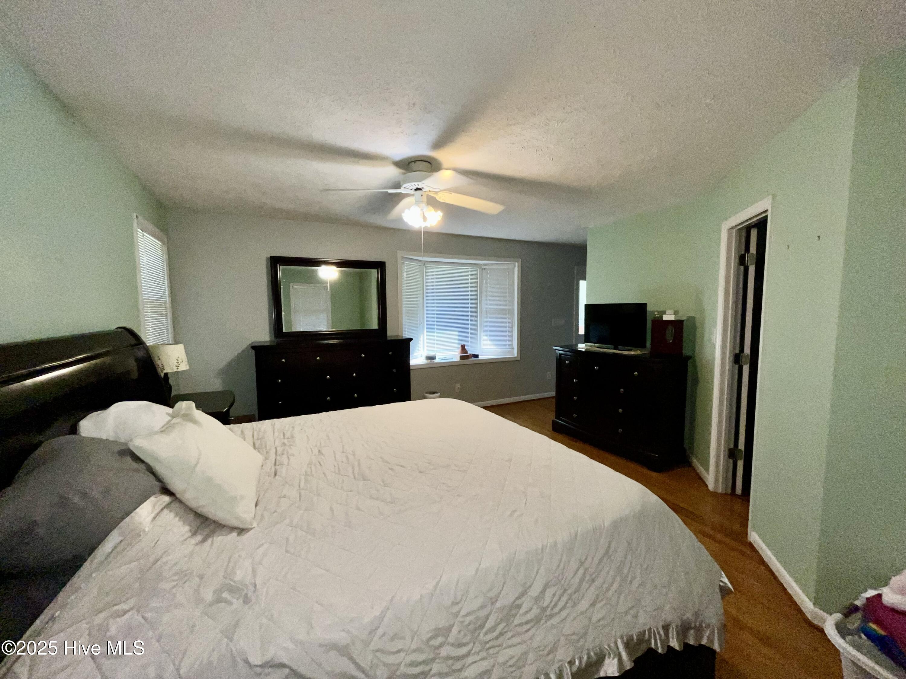 409 Forest Road Laurinburg, NC 28352 - Photo 15 of 33 IMG_8041