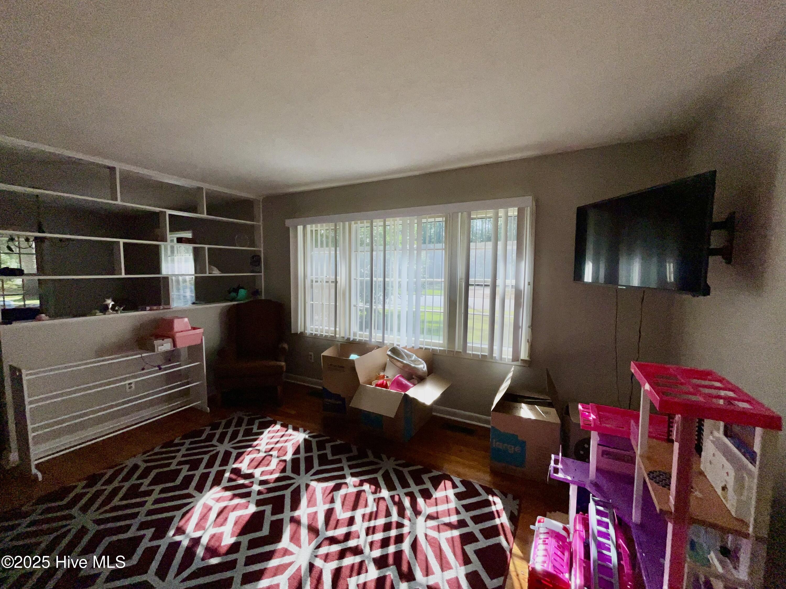 409 Forest Road Laurinburg, NC 28352 - Photo 3 of 33 IMG_8024