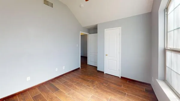 $2,200 | 9212 Bedford Lane, McKinney, TX 75071