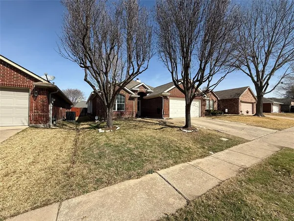 $2,200 | 9212 Bedford Lane, McKinney, TX 75071