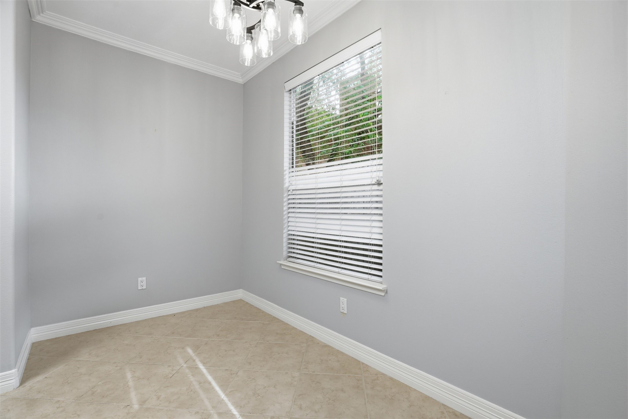 7426 Hollister Spring Houston, TX 77040 - Photo 15 of 36
