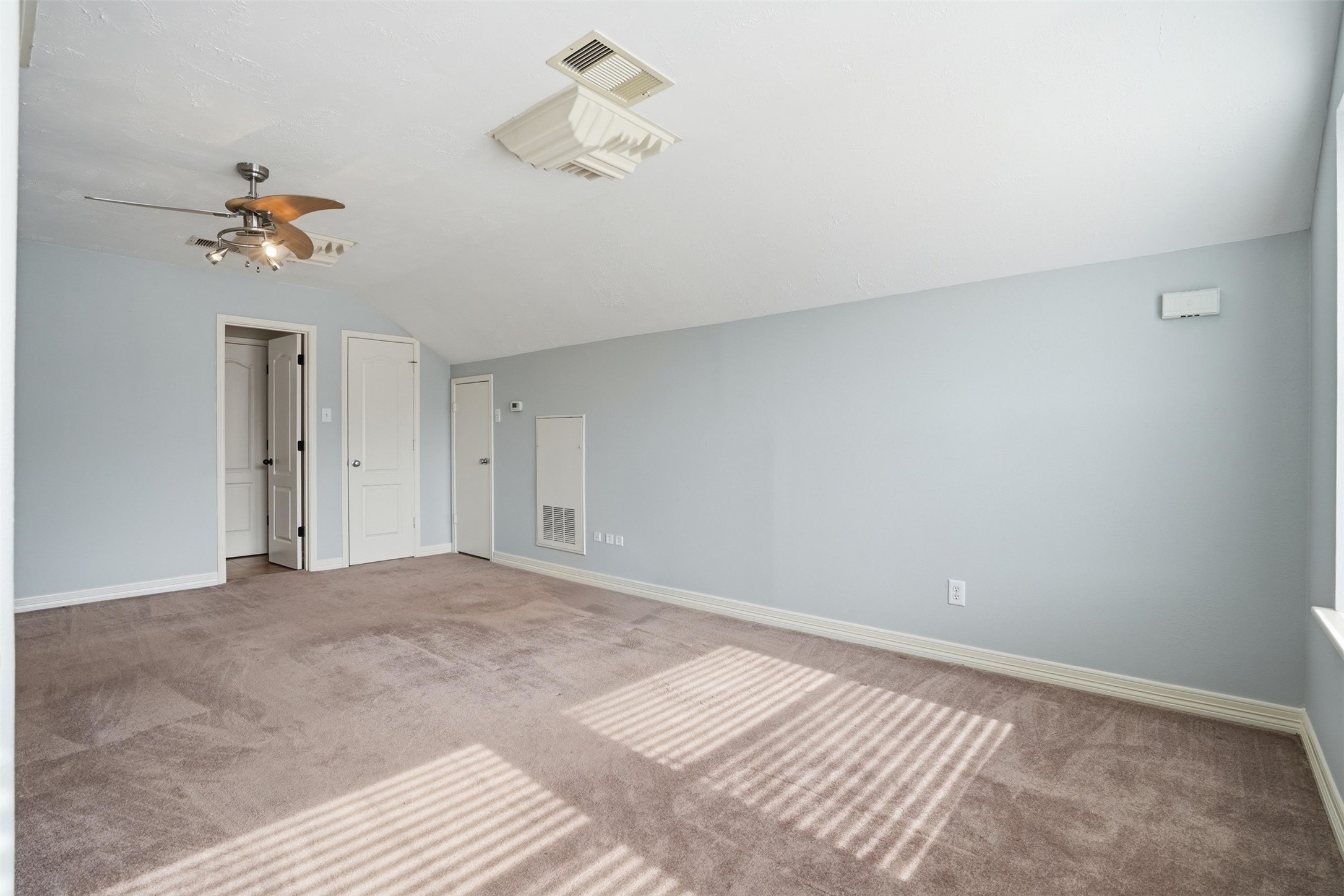 7426 Hollister Spring Houston, TX 77040 - Photo 29 of 36