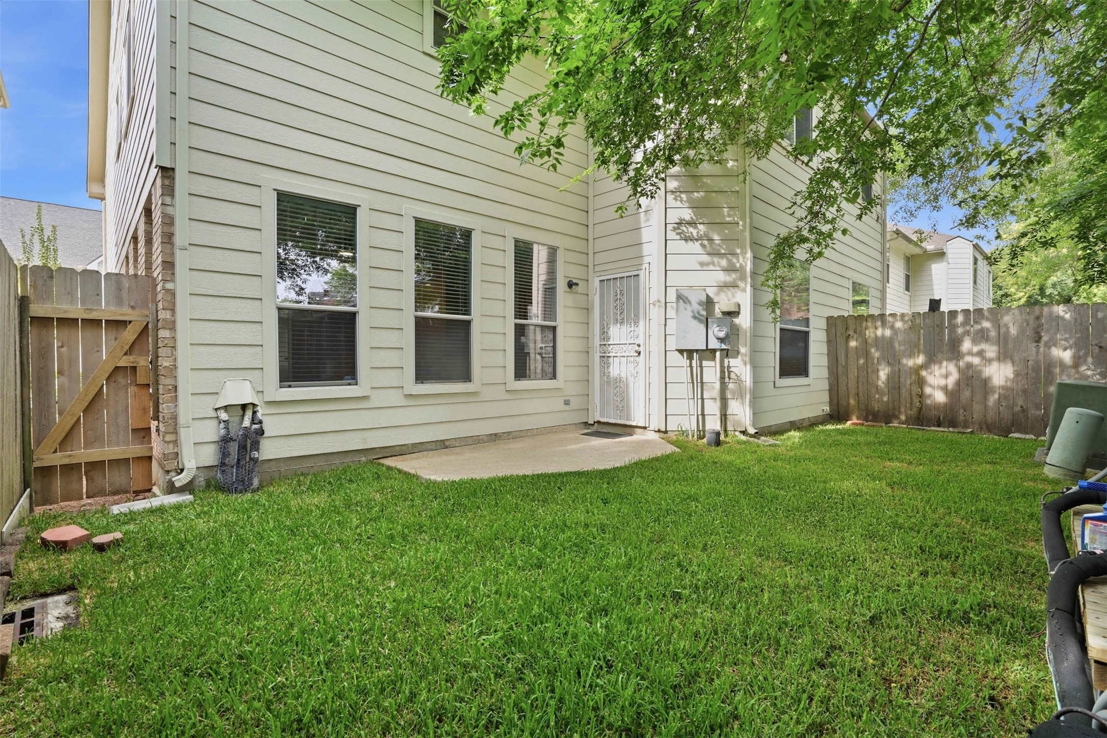 7426 Hollister Spring Houston, TX 77040 - Photo 34 of 36