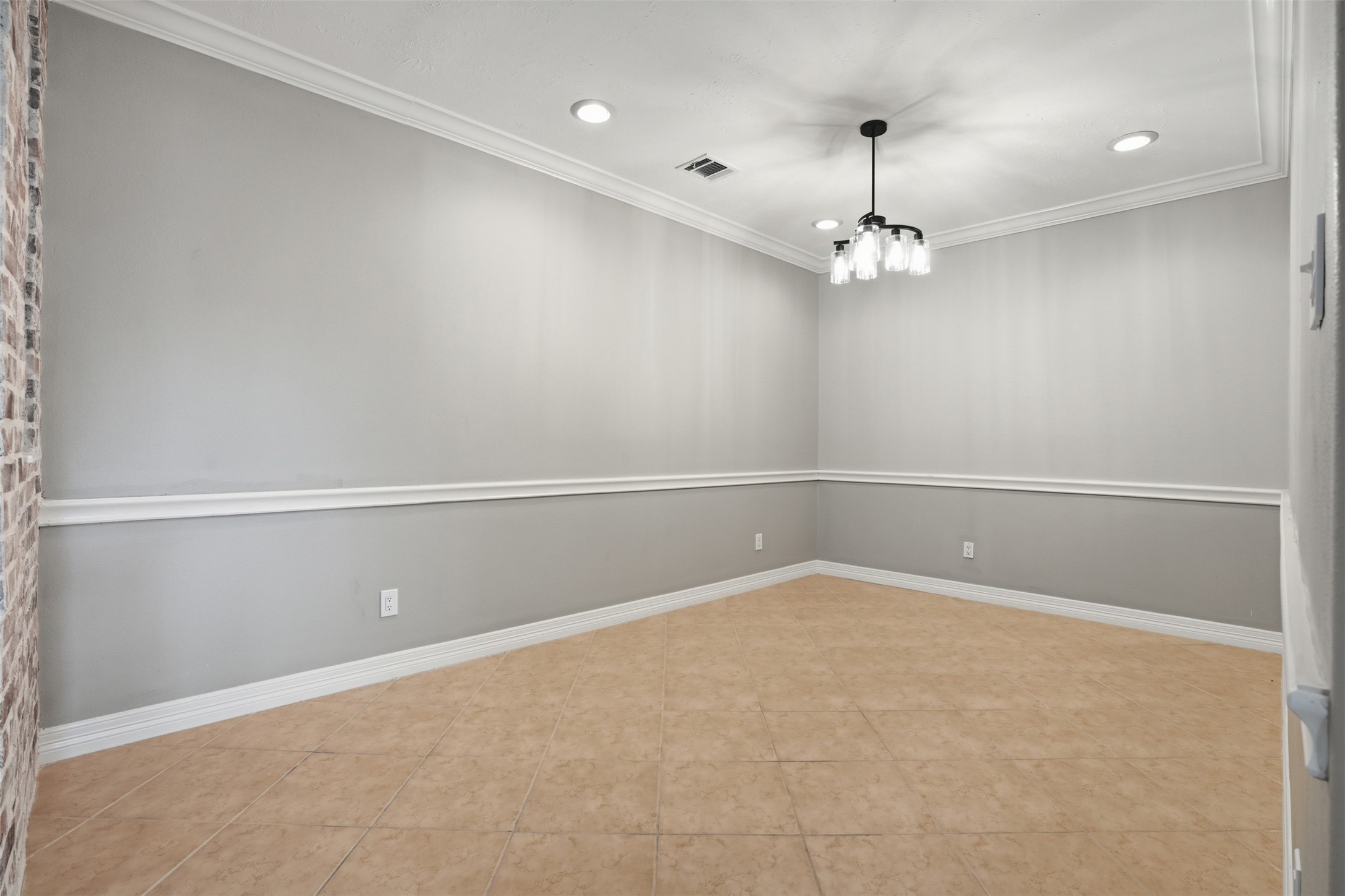 7426 Hollister Spring Houston, TX 77040 - Photo 10 of 36