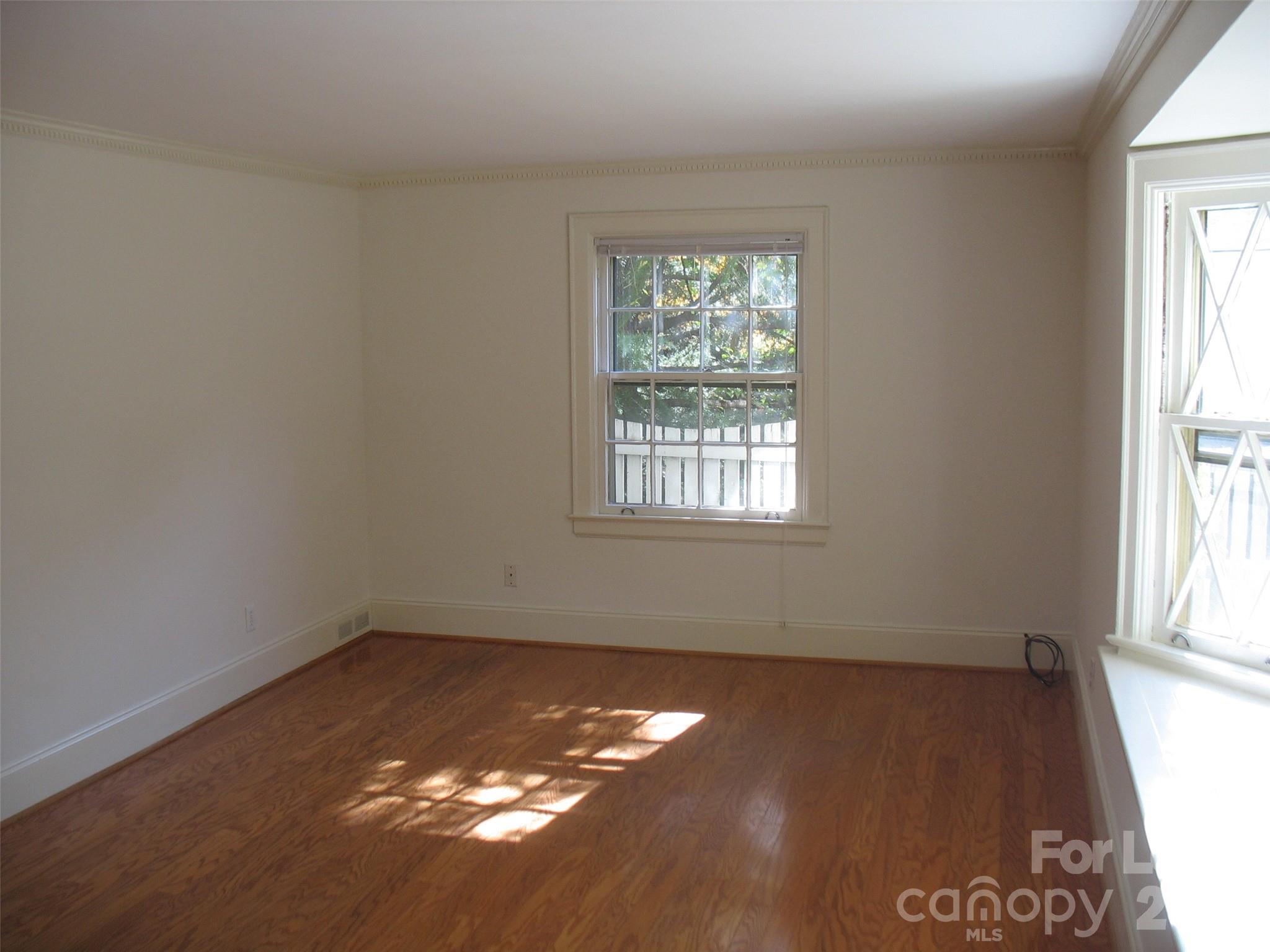 3041 Park Road Charlotte, NC 28209 - Photo 6 of 10 Gallery Image 6