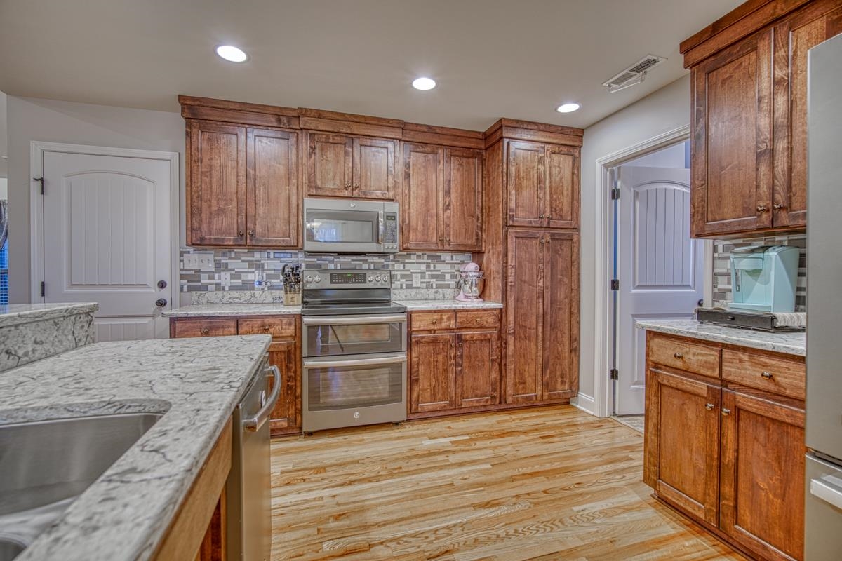219 Anna Drive Inman, SC 29349 - Photo 8 of 36 Gallery Image 8
