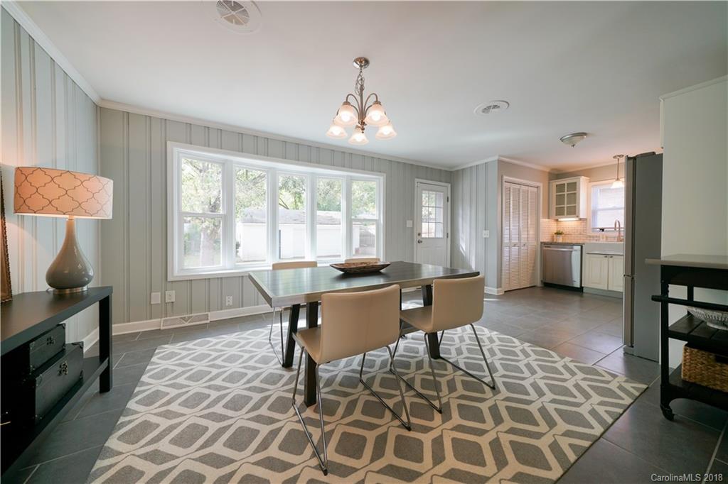 6444 Montpelier Road Charlotte, NC 28210 - Photo 8 of 27