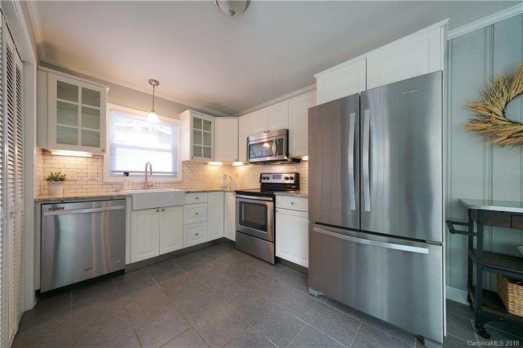 6444 Montpelier Road Charlotte, NC 28210 - Photo 10 of 27