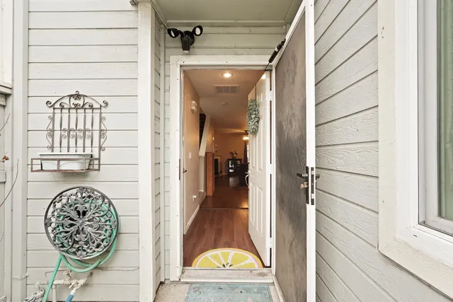 $335,000 | 2930 Driftwood Place, Unit 82, Stockton, CA 95219