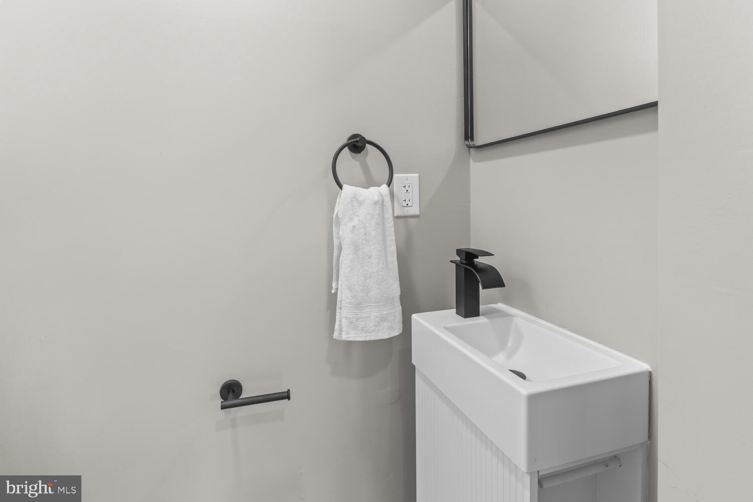 1051 Vernon Road Philadelphia, PA 19150 - Photo 18 of 43 Gallery Image 18