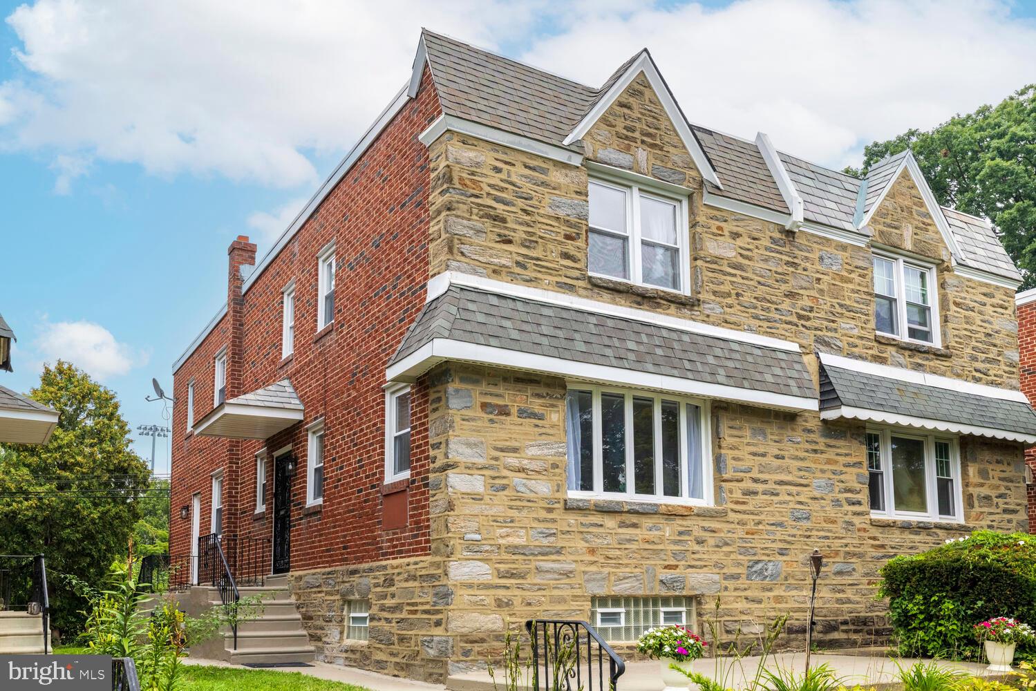 1051 Vernon Road Philadelphia, PA 19150 - Photo 3 of 43 Gallery Image 3