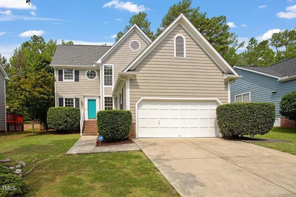 $2,350 | 209 Trailview Drive, Cary, NC 27513