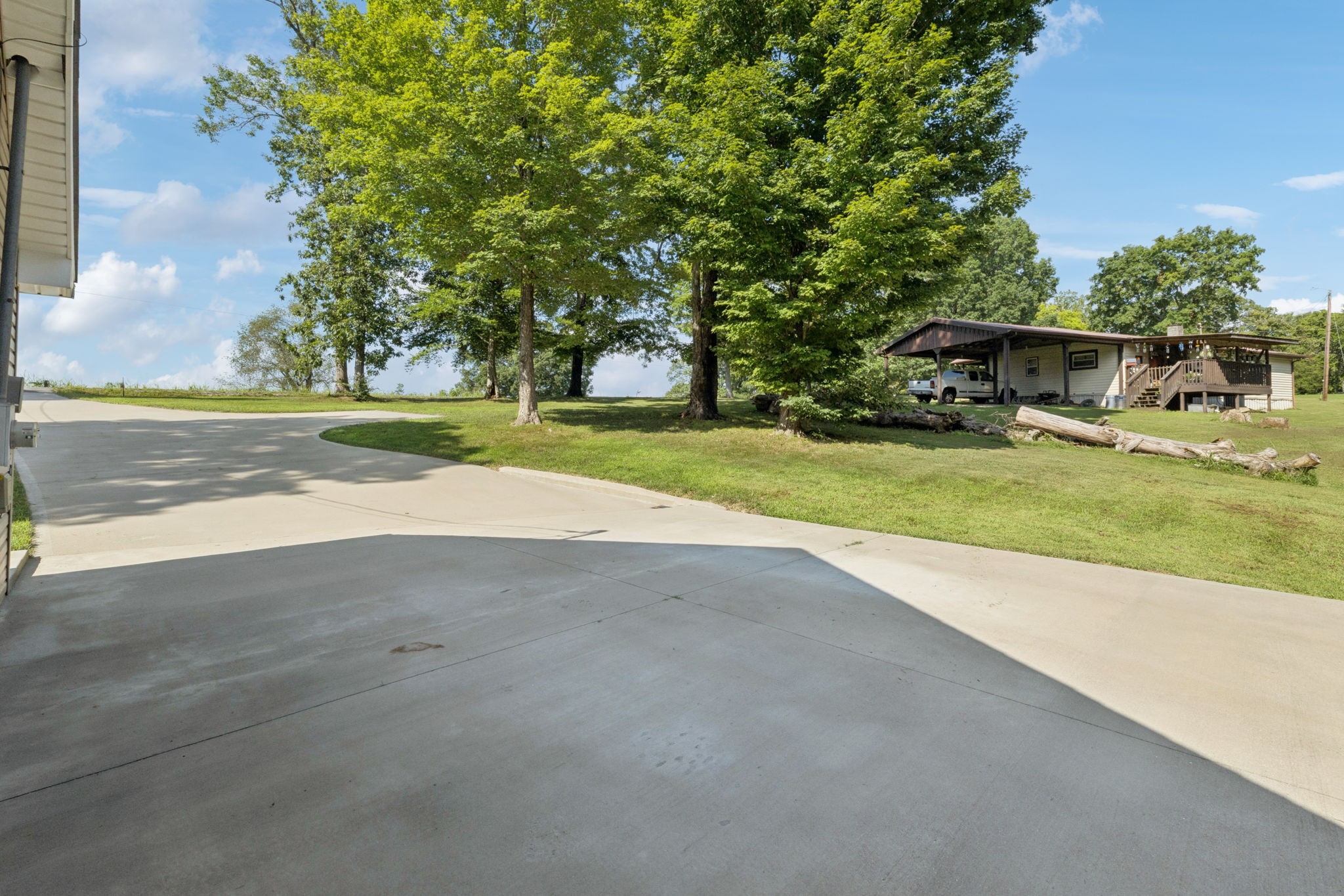 560 Grays Chapel Road Cunningham, TN 37052 - Photo 20 of 25 Gallery Image 20