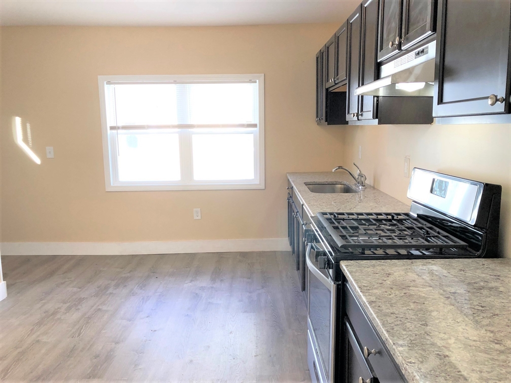 20 Malden Street, Unit 2 Springfield, MA 01108 - Photo 2 of 19