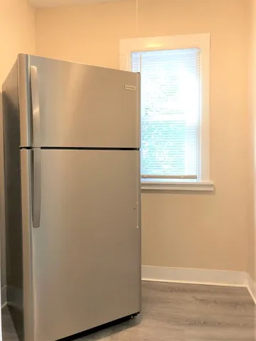 $2,300 | 20 Malden Street, Unit 2, Springfield, MA 01108