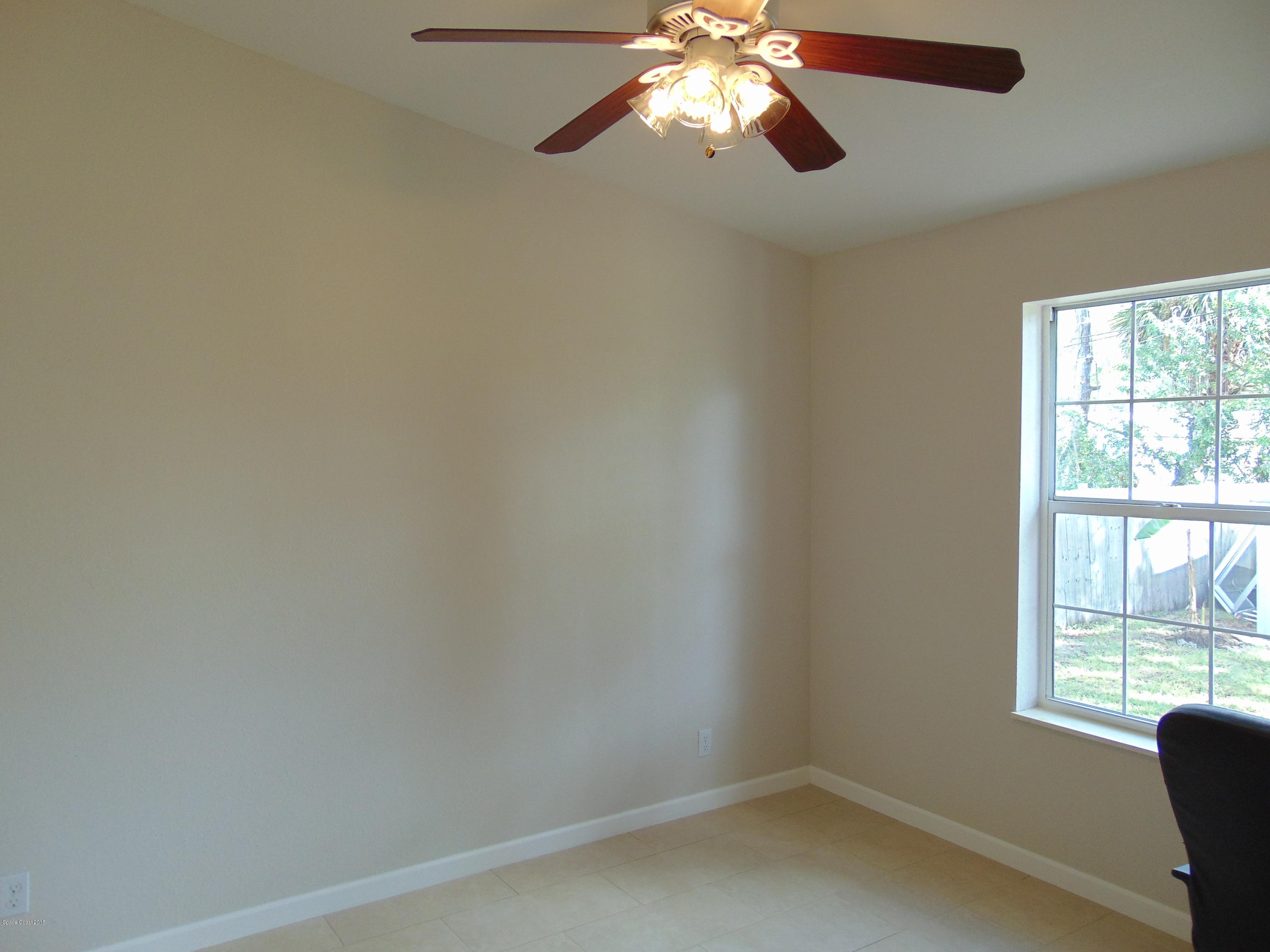 1031 Degroodt Road Southwest Palm Bay, FL 32908 - Photo 12 of 16 DSC03387