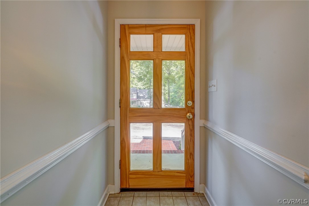 3909 Cheyenne Road Richmond, VA 23235 - Photo 12 of 47 a view of an entryway