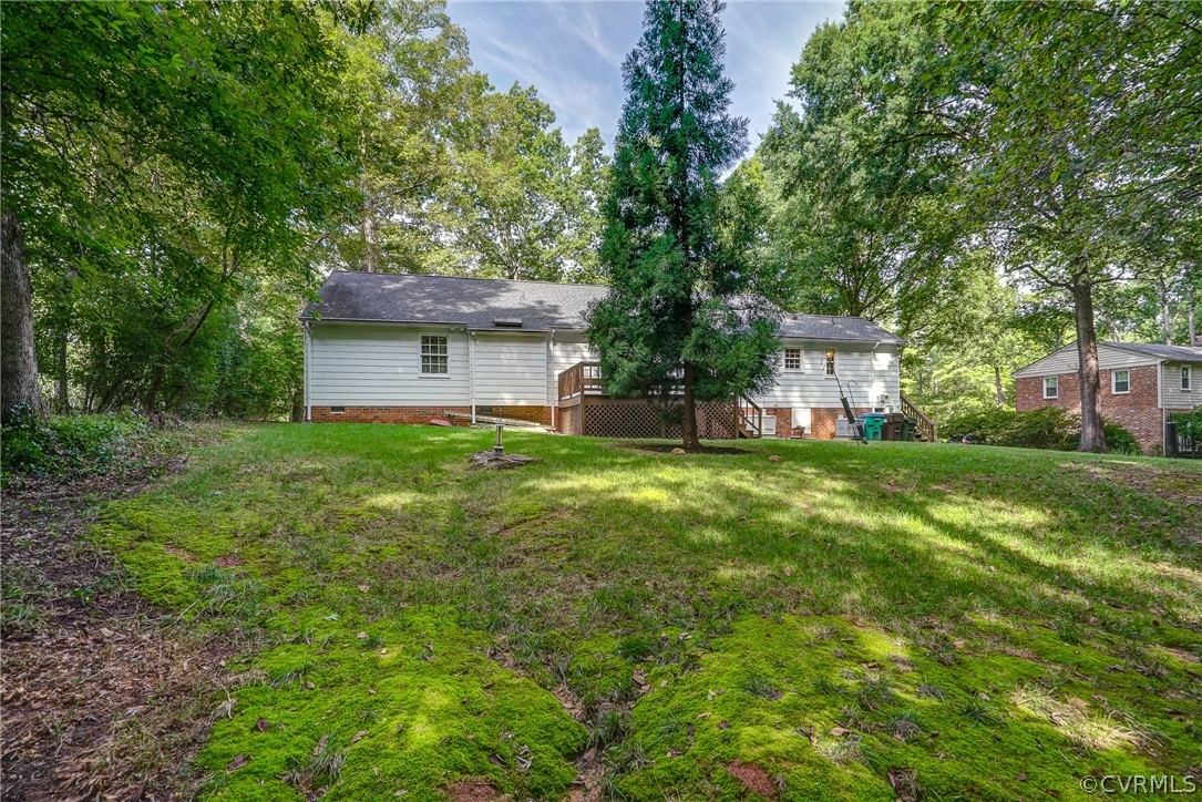 3909 Cheyenne Road Richmond, VA 23235 - Photo 40 of 47 a front view of a house with garden