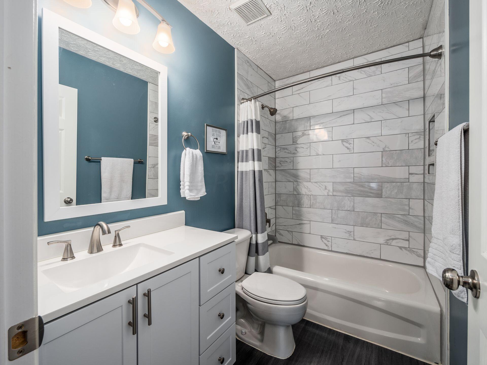 2476 Limestone Way Columbus, OH 43228 - Photo 33 of 52 2nd Full Bath