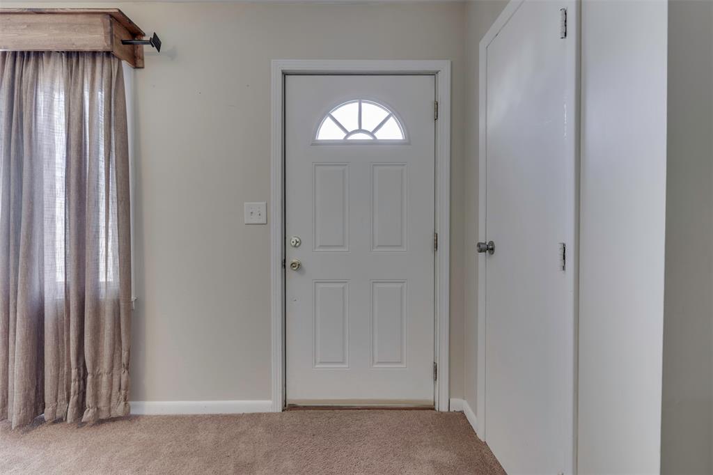 204 Railroad Street Elizabethtown, IN 47232 - Photo 5 of 42
