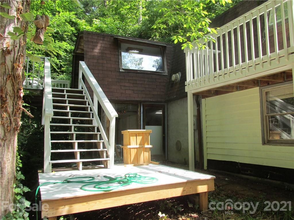 367 Elk Road Sylva, NC 28779 - Photo 5 of 19 Gallery Image 5