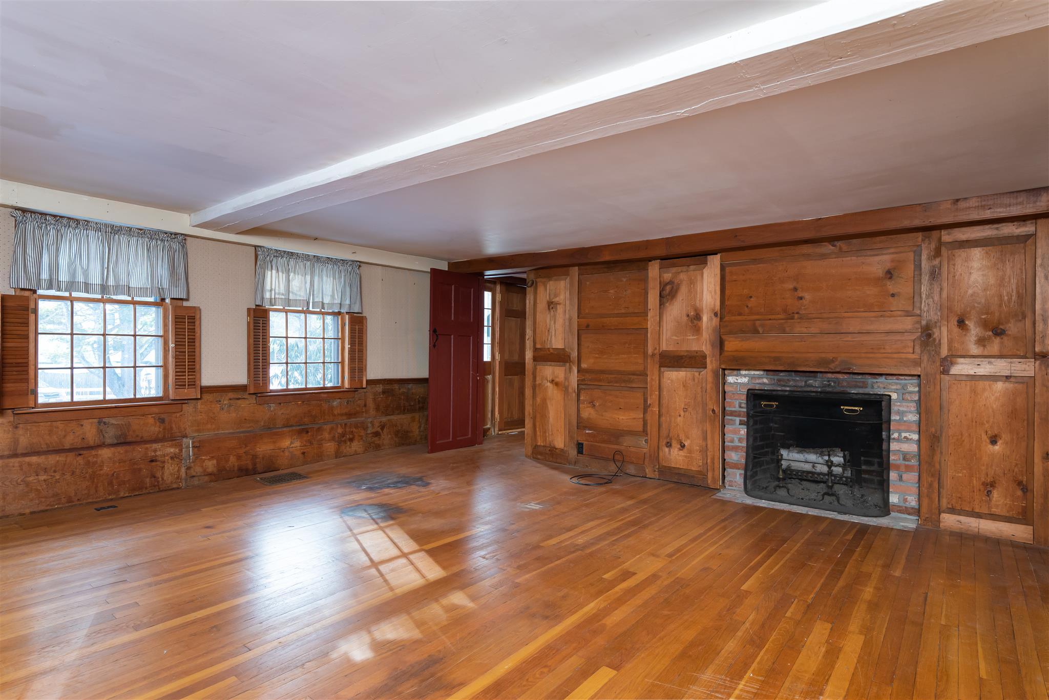 94 Seaverns Bridge Road Amherst, NH 03031 - Photo 23 of 40