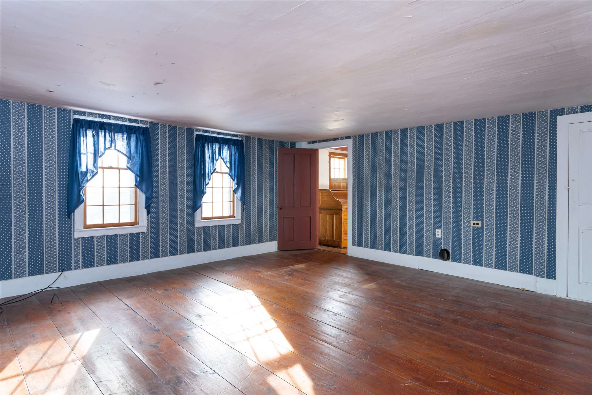 94 Seaverns Bridge Road Amherst, NH 03031 - Photo 32 of 40