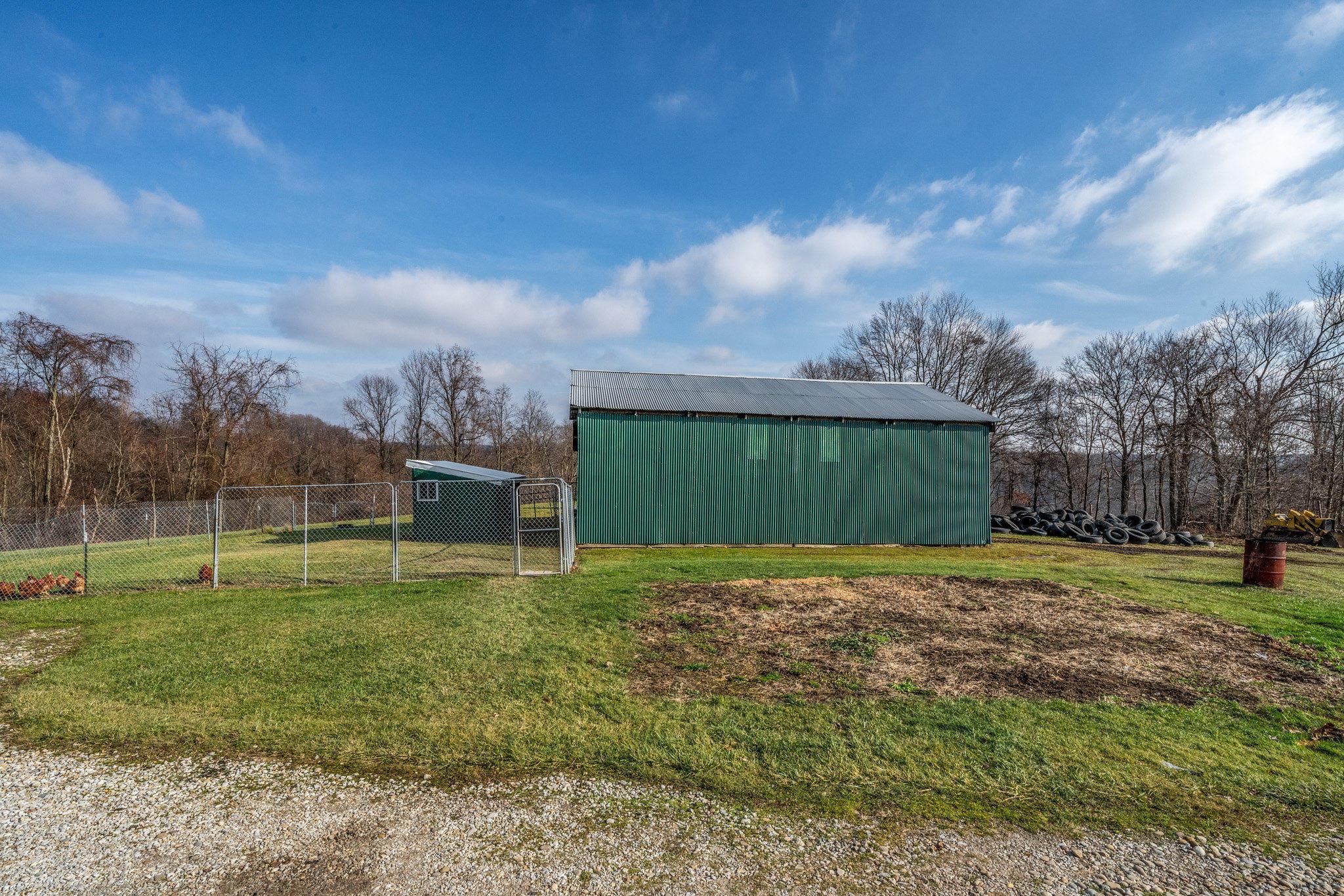 7993 Church Road Southwest Newcomerstown, OH 43832 - Photo 4 of 23