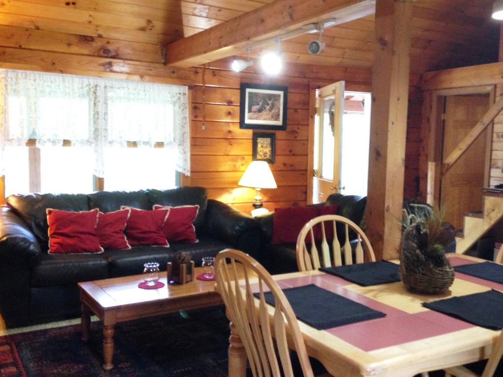 77 Wagon Wheel Road Littleton, NH 03561 - Photo 7 of 36