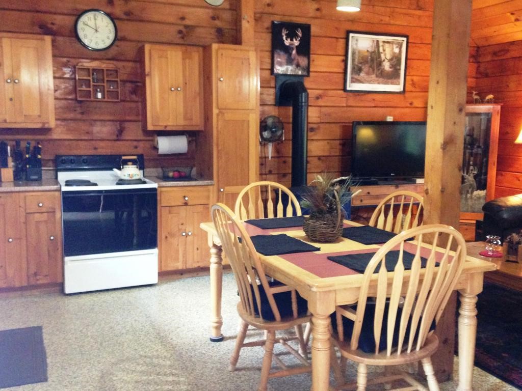 77 Wagon Wheel Road Littleton, NH 03561 - Photo 10 of 36
