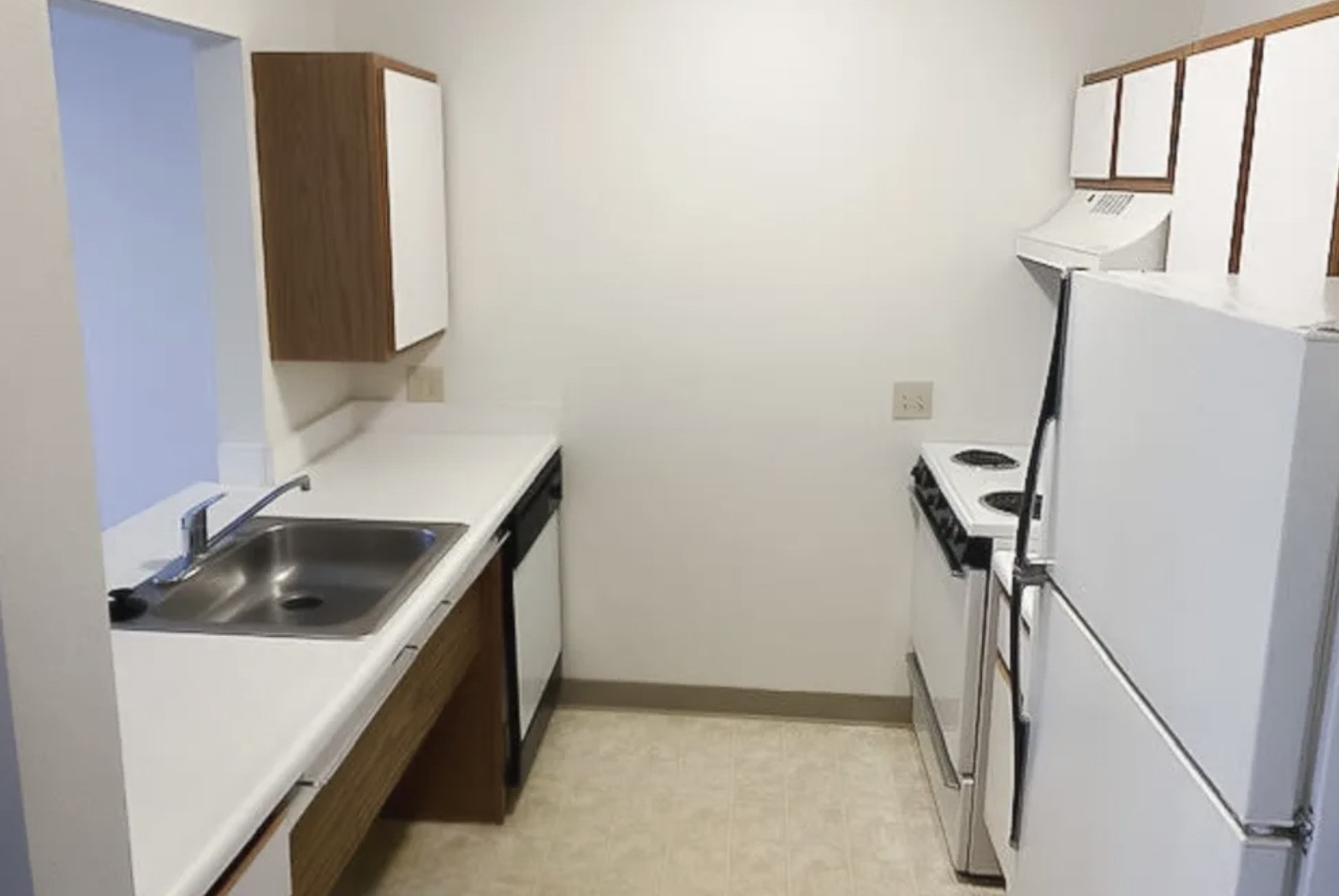 2700 Marfitt Road East Lansing, MI 48823 - Photo 11 of 19