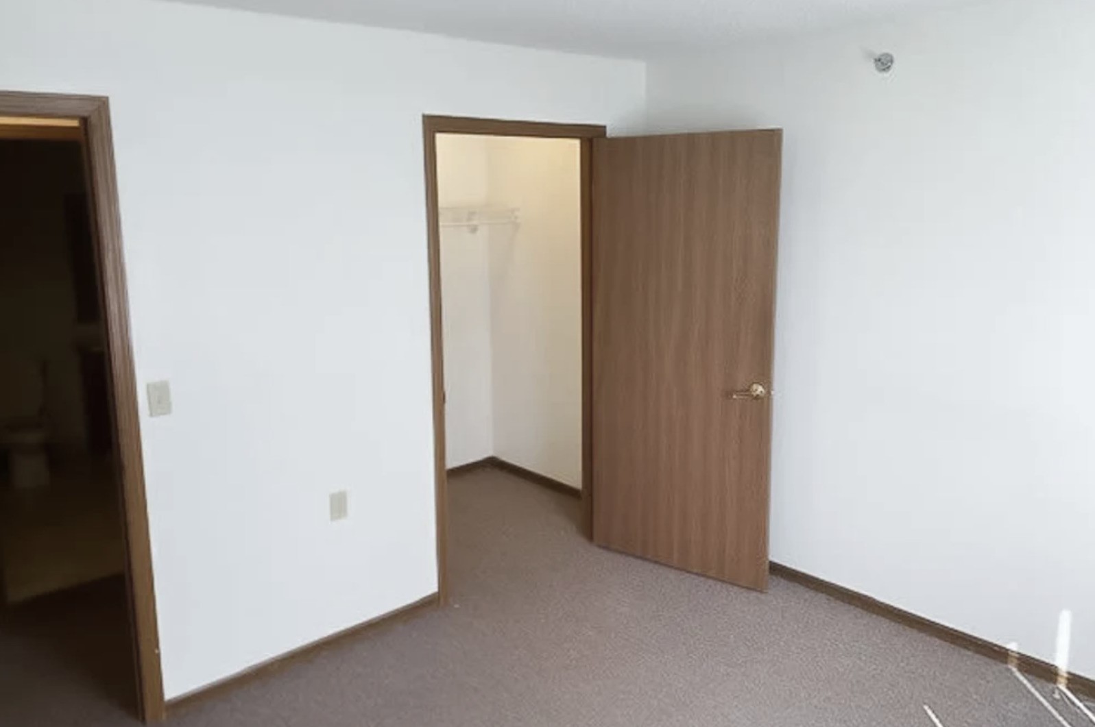 2700 Marfitt Road East Lansing, MI 48823 - Photo 7 of 19