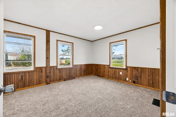 $174,900 | 300 North Stanley Drive, Chillicothe, IL 61523