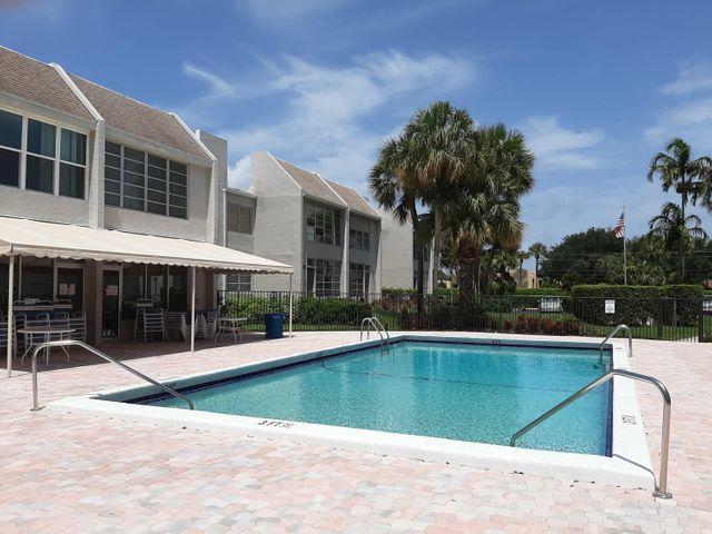 2820 Southwest 22nd Avenue, Unit 202 Delray Beach, FL 33445 - Photo 44 of 49 pool