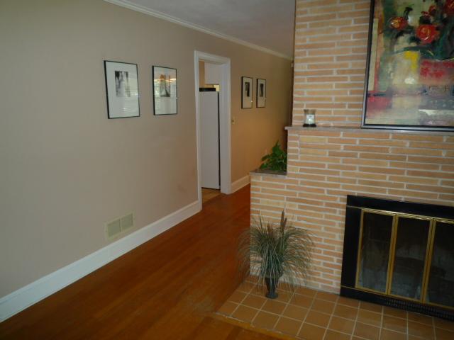 109 Ridgecrest Drive Greenville, SC 29609 - Photo 4 of 20 Gallery Image 4