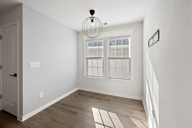 $2,295 | 785 Redbud Lane, Summerville, SC 29486