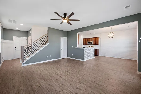 $2,295 | 785 Redbud Lane, Summerville, SC 29486