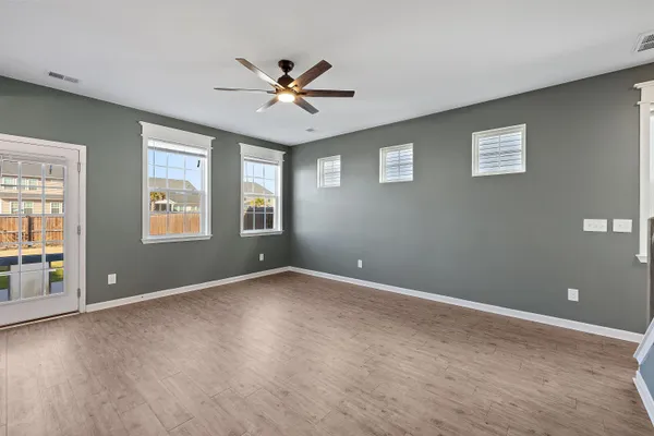 $2,295 | 785 Redbud Lane, Summerville, SC 29486